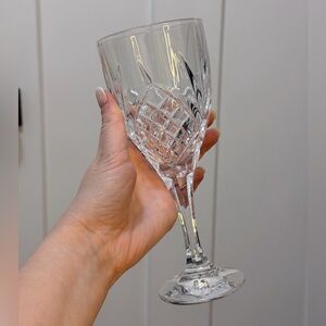 Set of 4 Godinger Dublin Crystal Wine Glasses